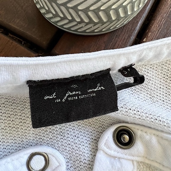 🌟 Urban Outfitters 🌟 Out From Under - White Top - Women’s Size Small - Picture 4 of 4